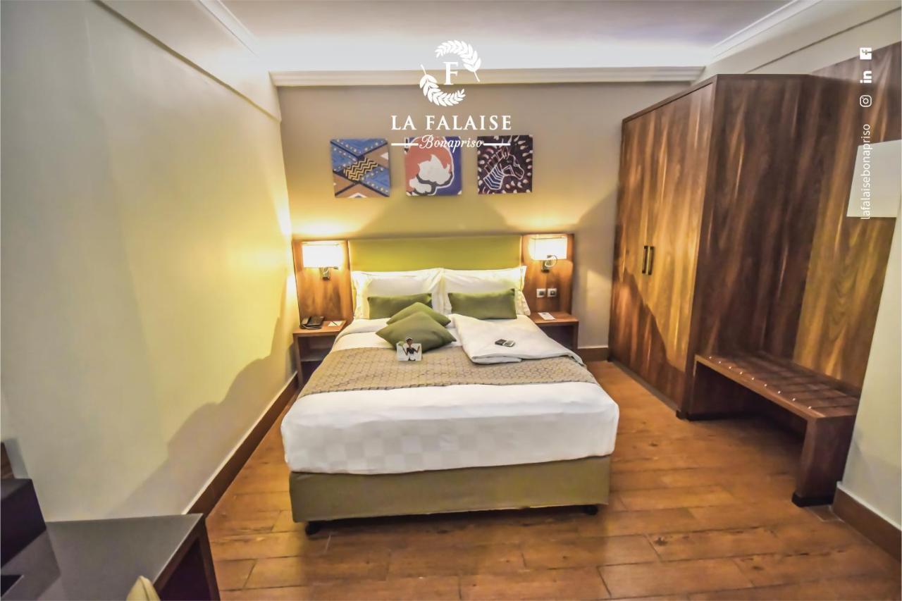 Hotel La Falaise Bonapriso Ντουάλα Εξωτερικό φωτογραφία