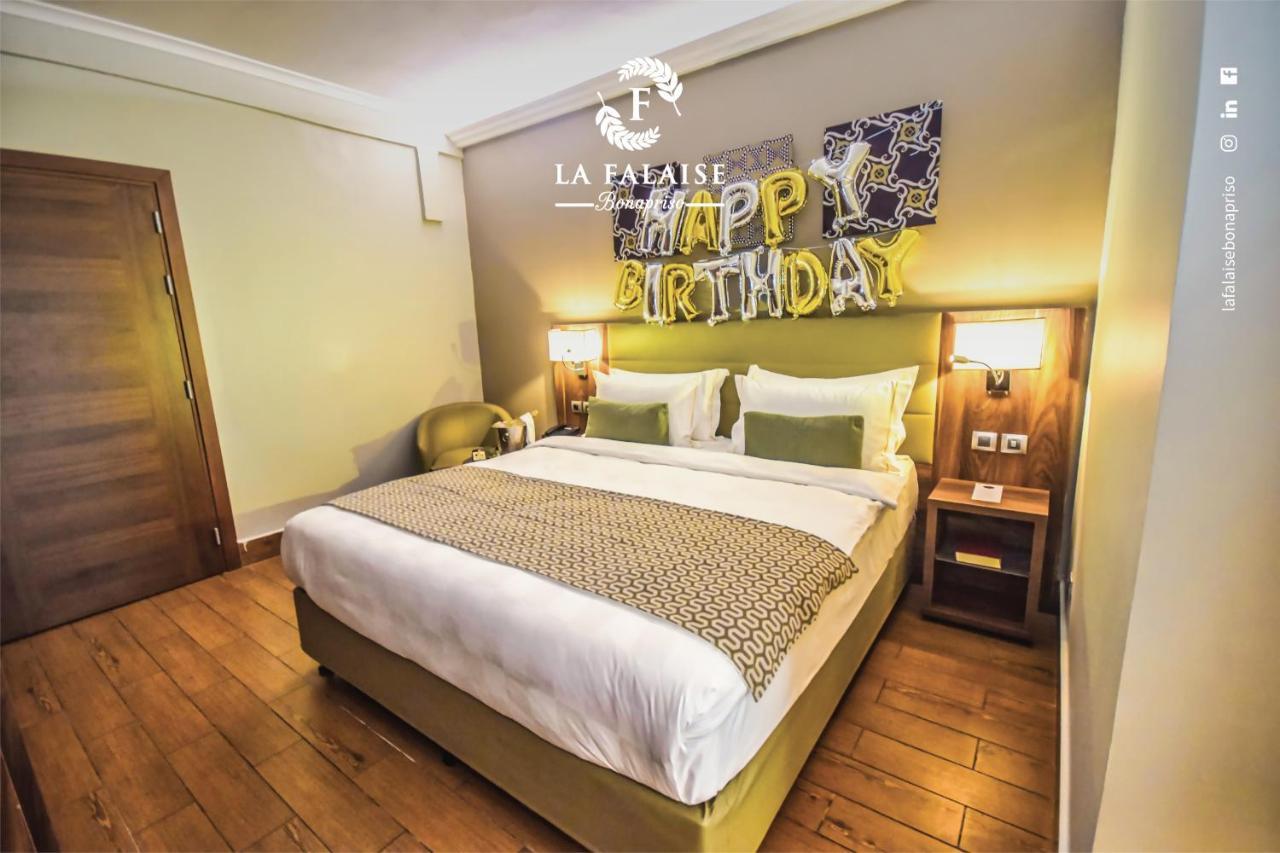 Hotel La Falaise Bonapriso Ντουάλα Εξωτερικό φωτογραφία