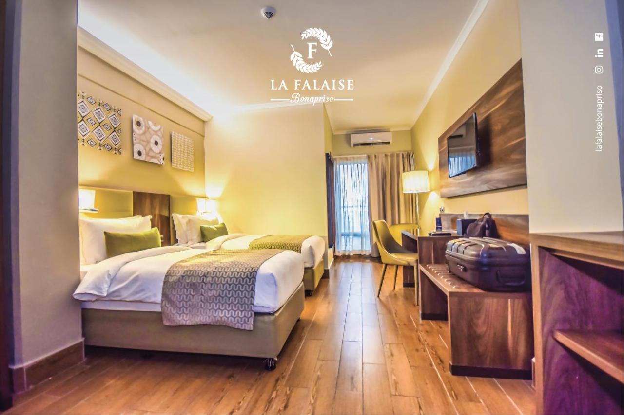 Hotel La Falaise Bonapriso Ντουάλα Εξωτερικό φωτογραφία
