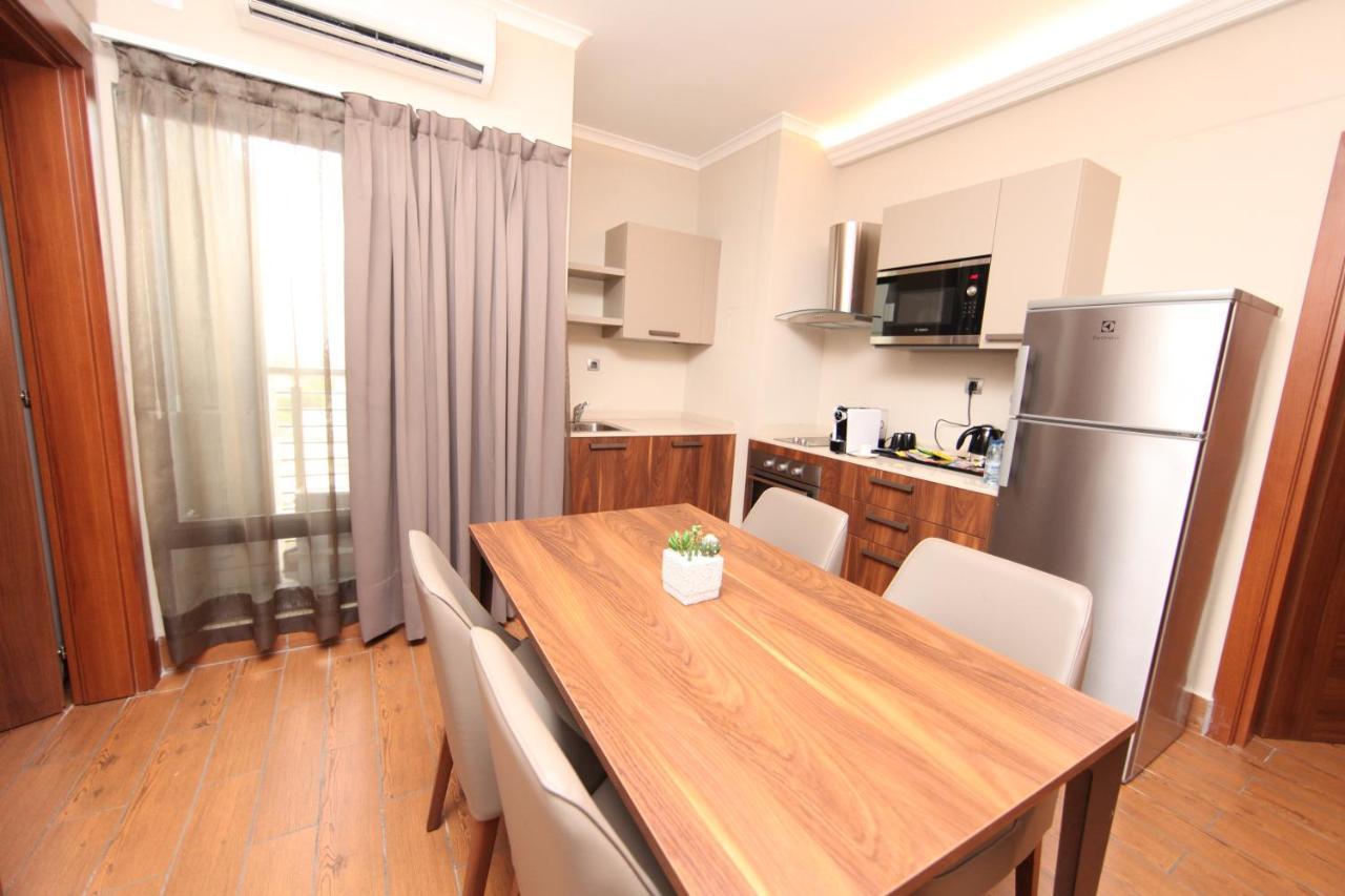 Hotel La Falaise Bonapriso Ντουάλα Εξωτερικό φωτογραφία