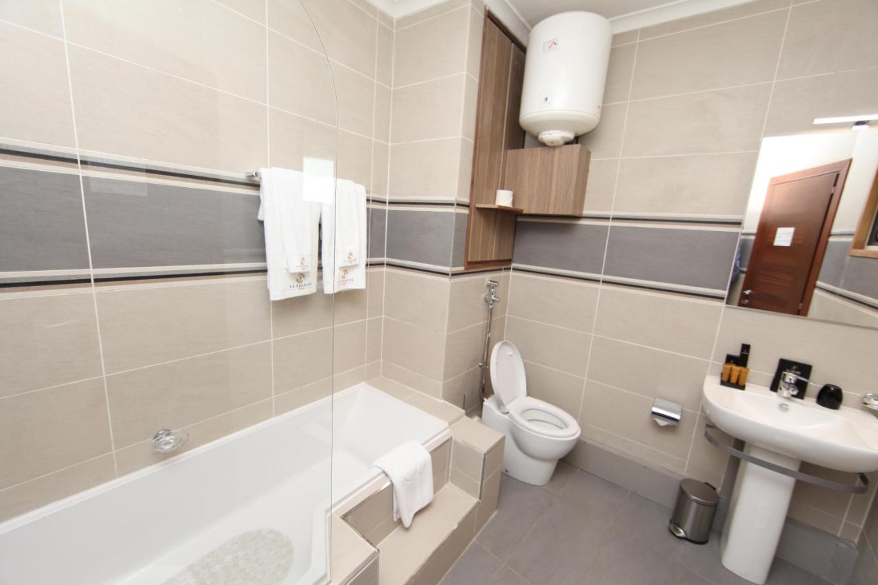 Hotel La Falaise Bonapriso Ντουάλα Εξωτερικό φωτογραφία