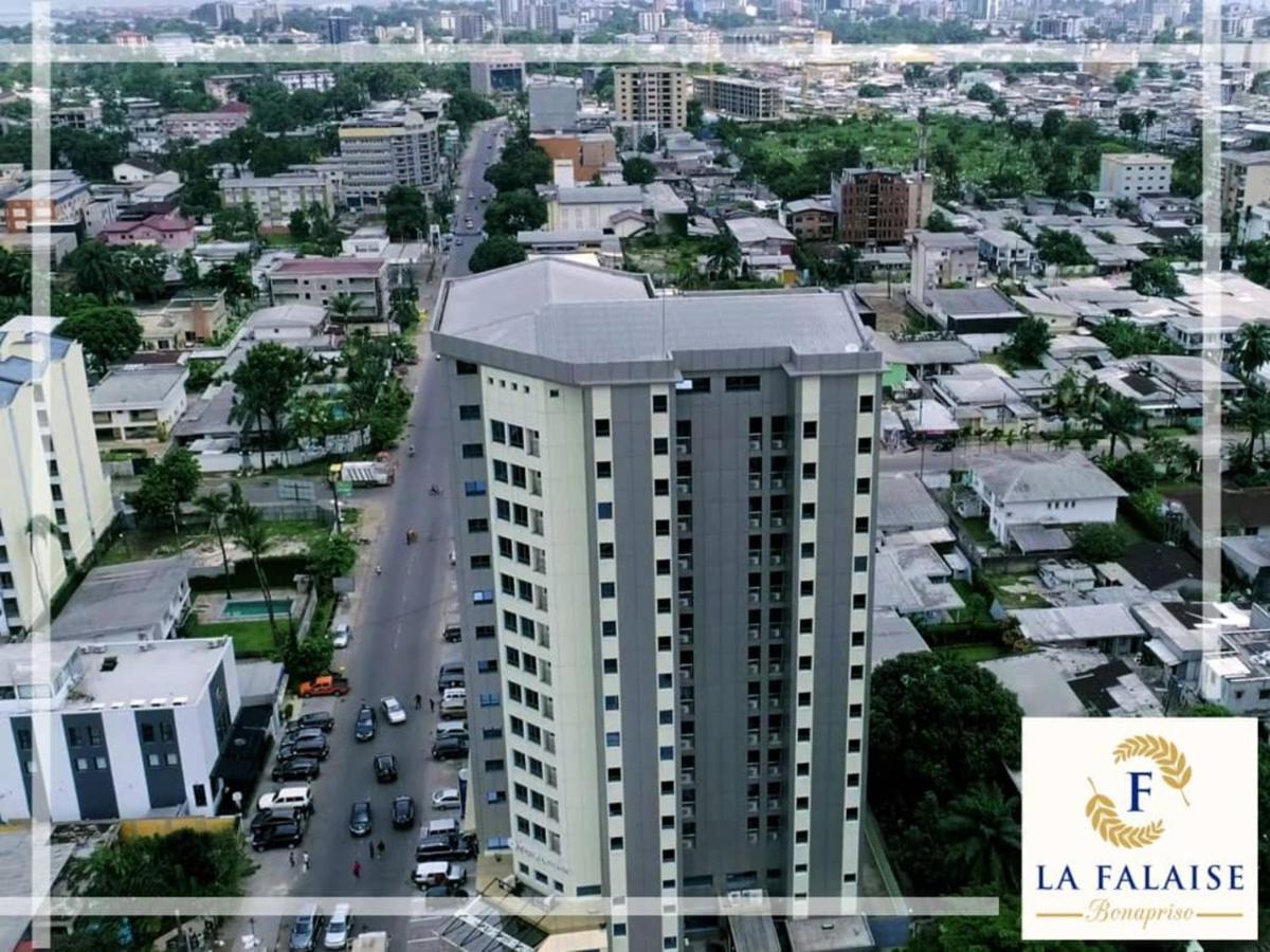 Hotel La Falaise Bonapriso Ντουάλα Εξωτερικό φωτογραφία
